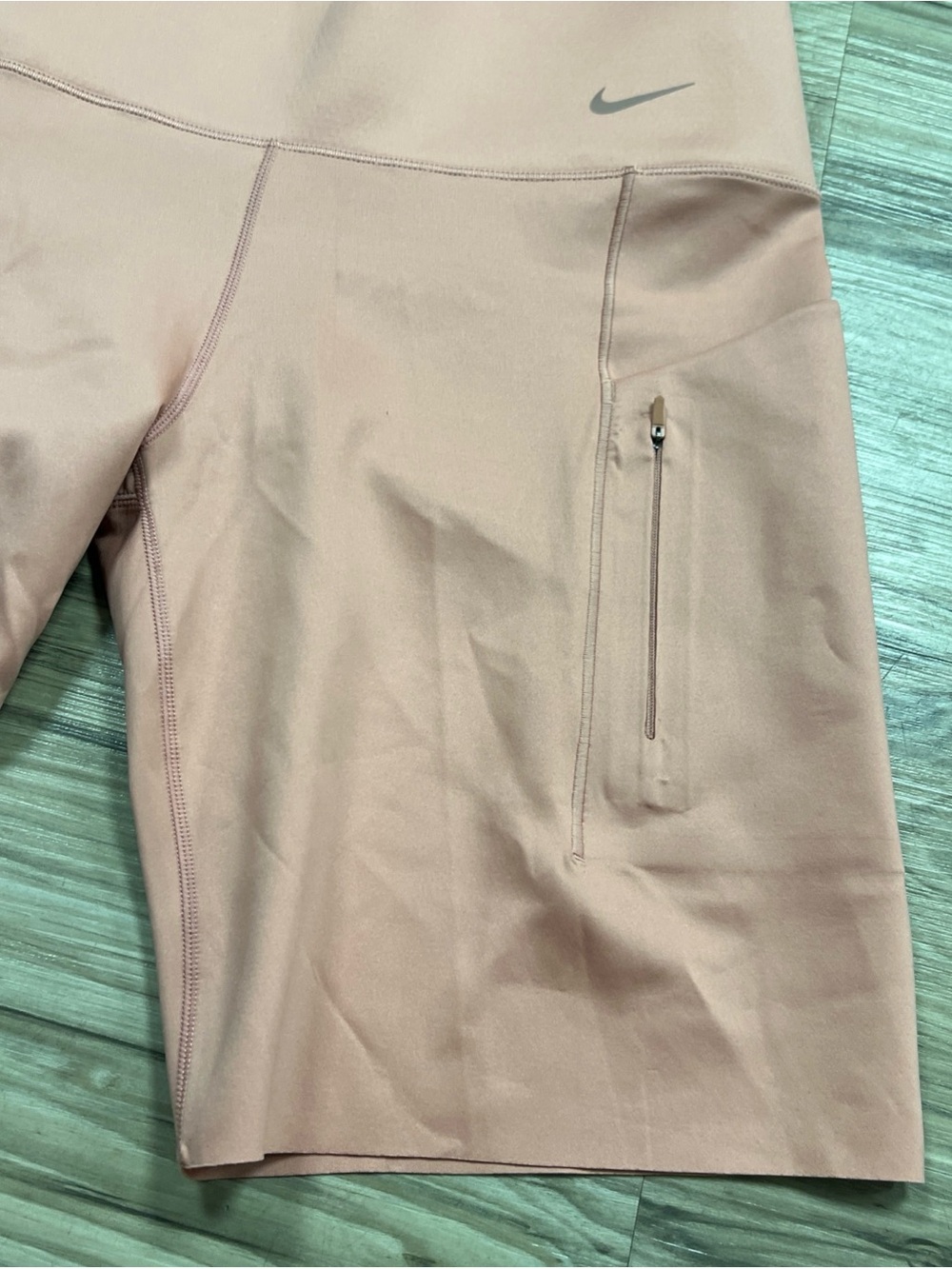 Nike Go Dri-Fit Firm High-Waist 8" Biker Shorts Womens Size Large DQ5923 618 $70 - Picture 3 of 6